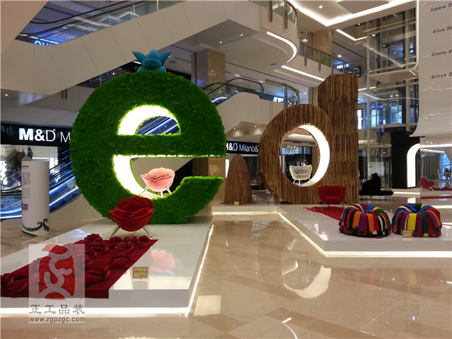 佛山乐从罗浮宫edra展台制作及安装工程（2013年）