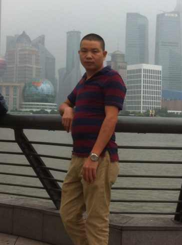 姓名：谭述培  /  职务：福建区域工程项目组主管  /  行业年限：25年