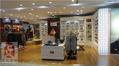 鬼冢虎 Onitsuka Tiger 深圳东门茂业店装饰工程（2014年)