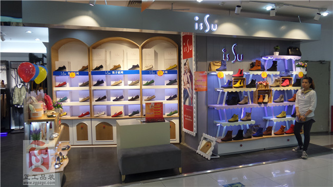 亦舒 ISSU 广州北京路天河城百货店装饰工程（2014年）